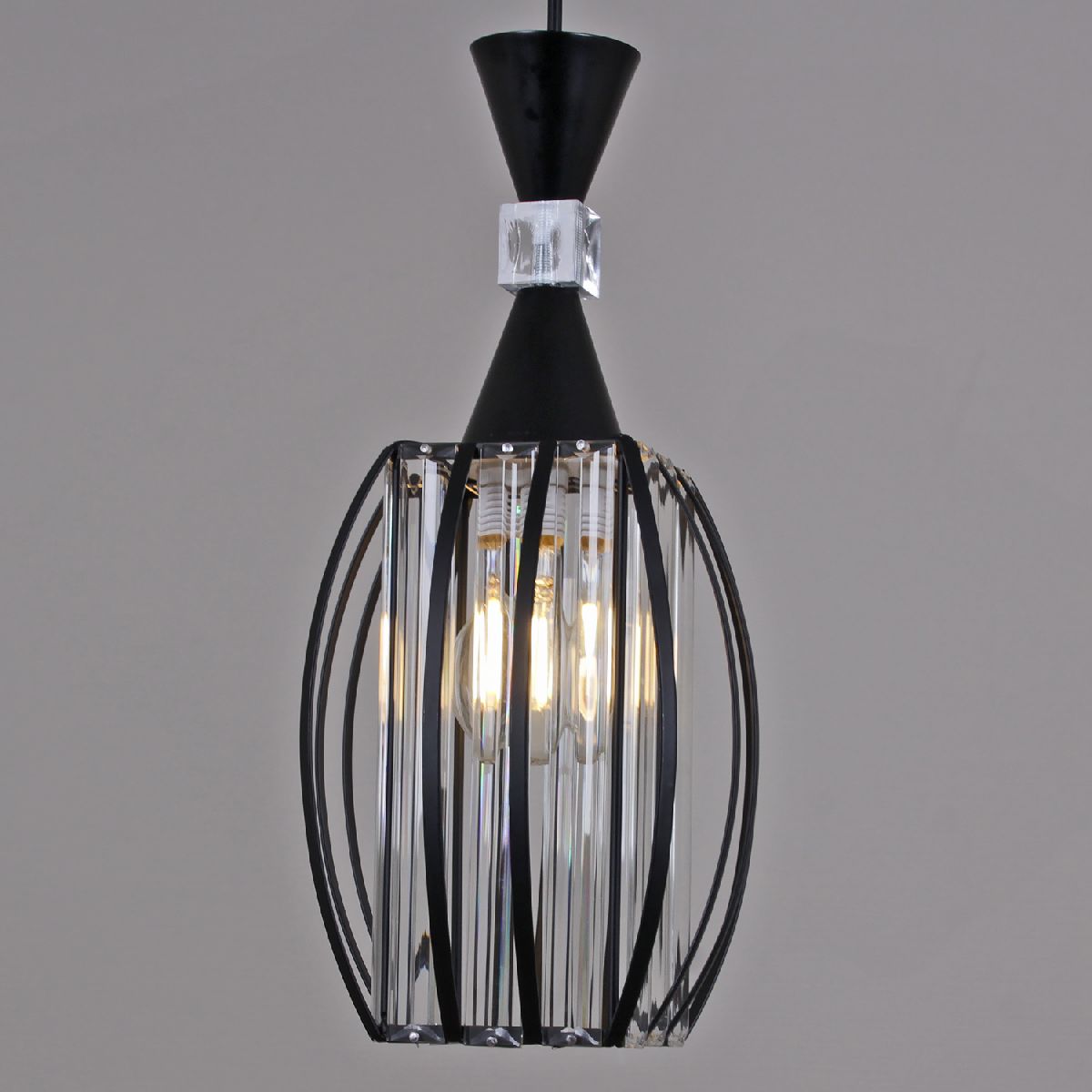 Подвесной светильник Reluce 03868-0.4-01 BK