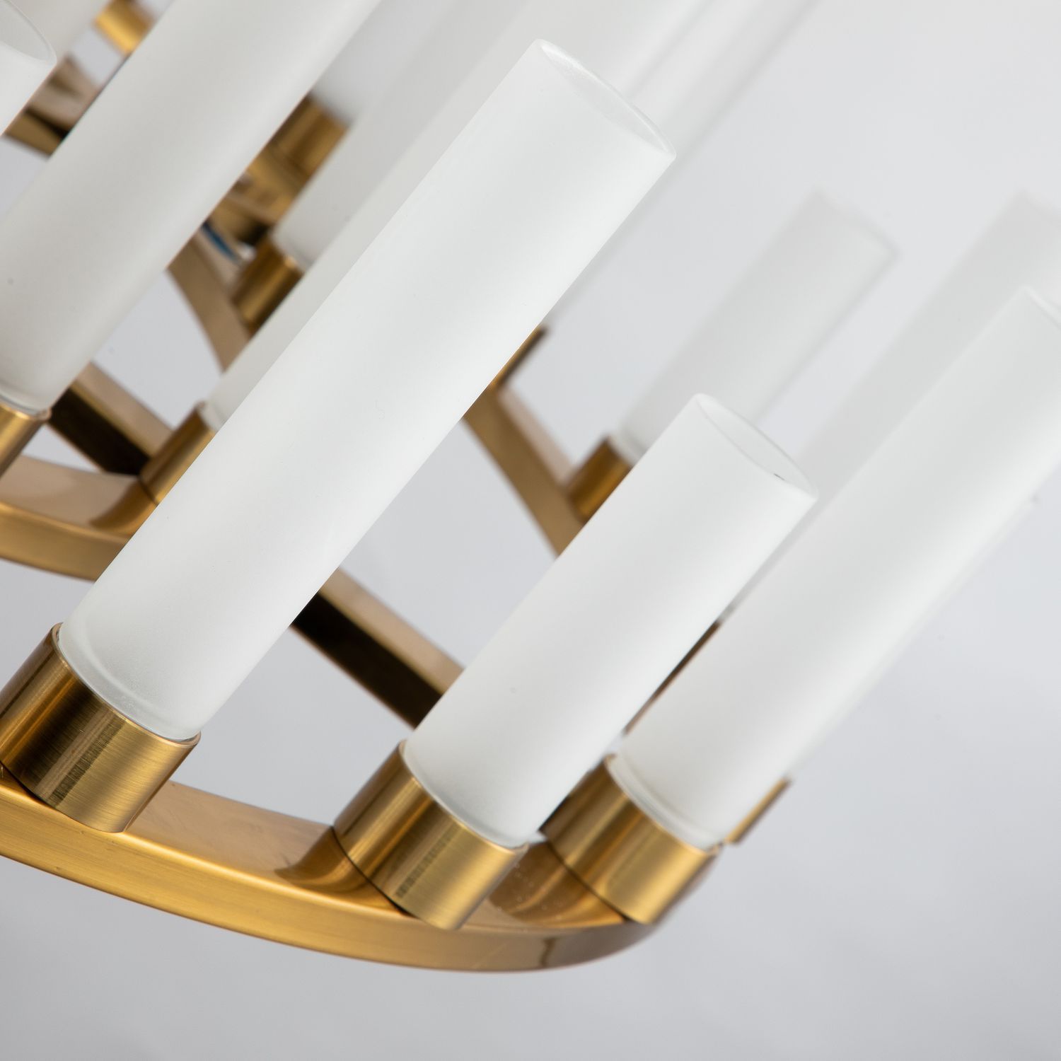 Люстра на штанге Favourite Geyser 3015-48P в Москве