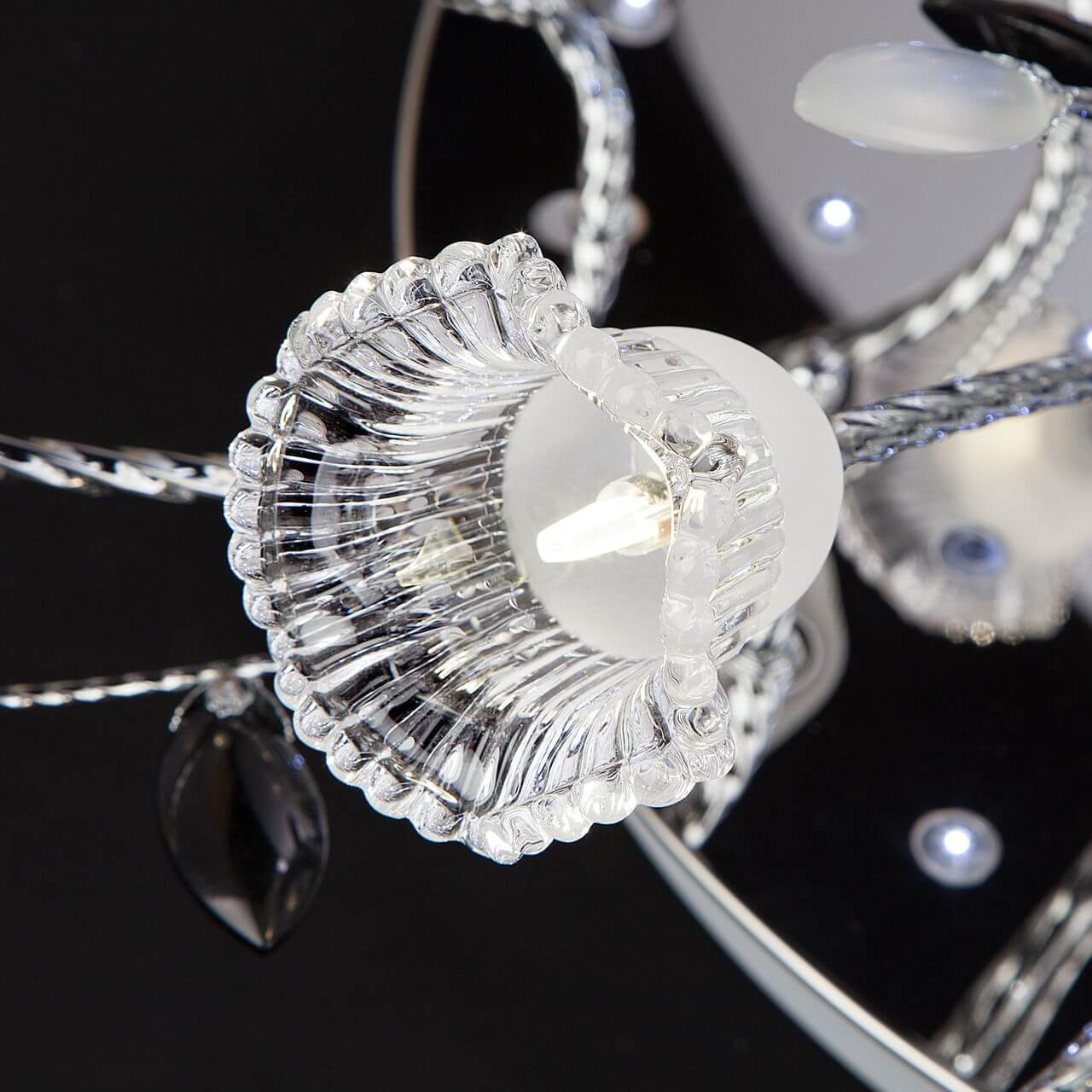 Потолочная светодиодная светодиодная люстра Eurosvet Florescence 80114/21 хром/белый