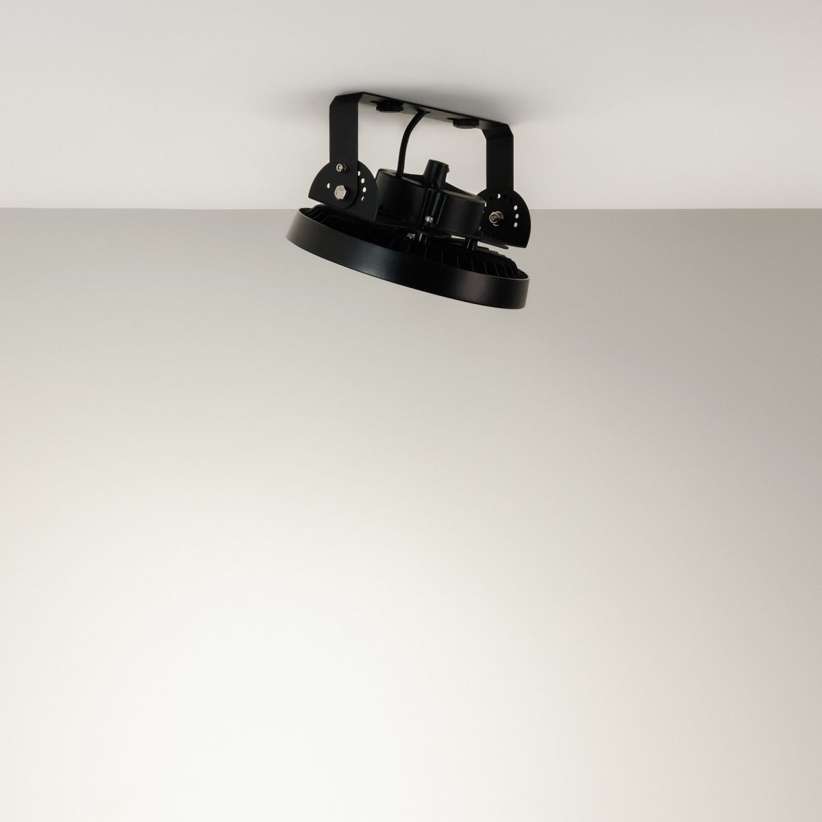 Промышленный светильник Arlight SP-ERCON-R255-150W White5000 (BK, 90 deg, 230V) 056103