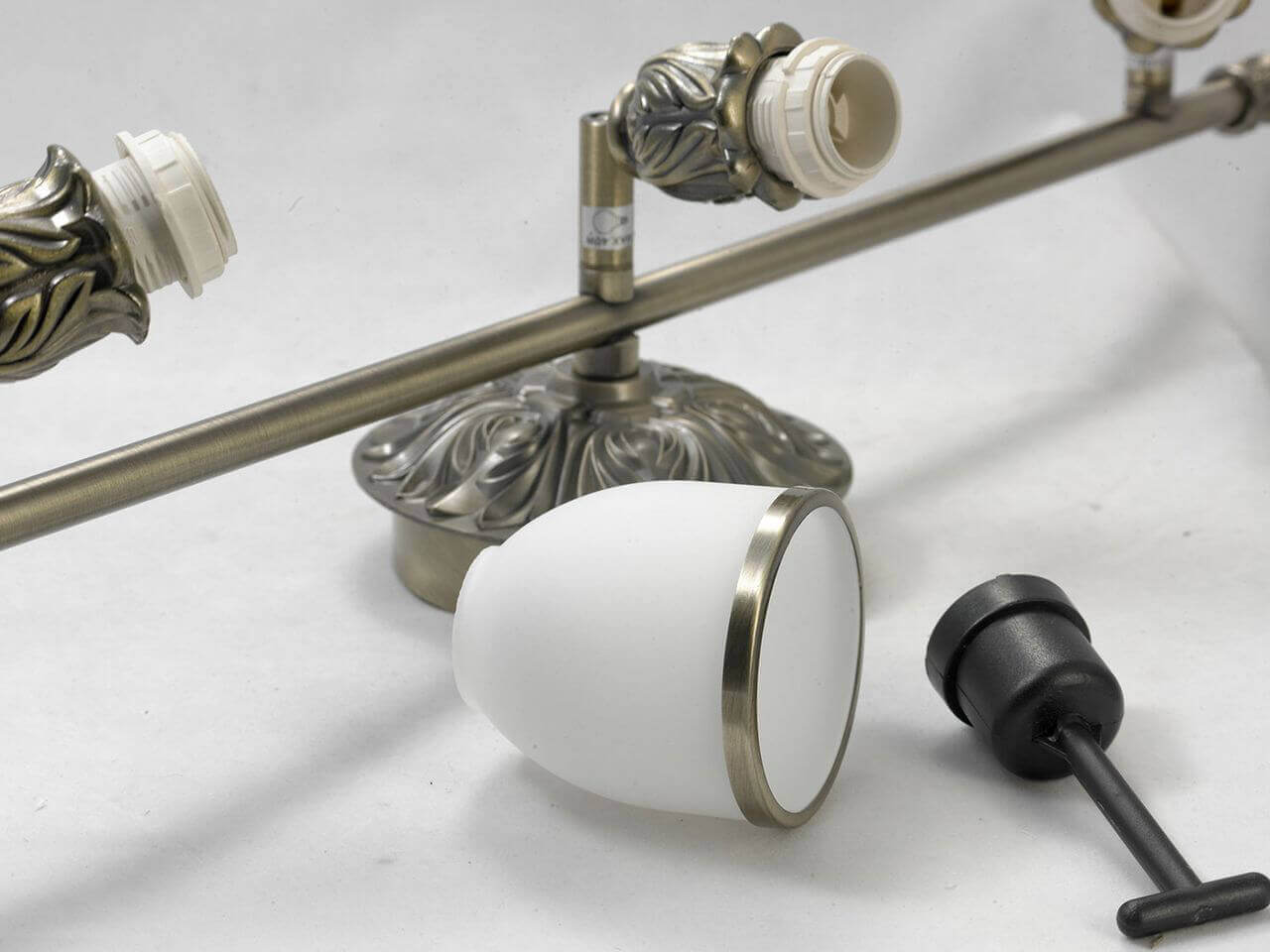 Спот потолочный на штанге Lussole Furlo LSL-7301-03