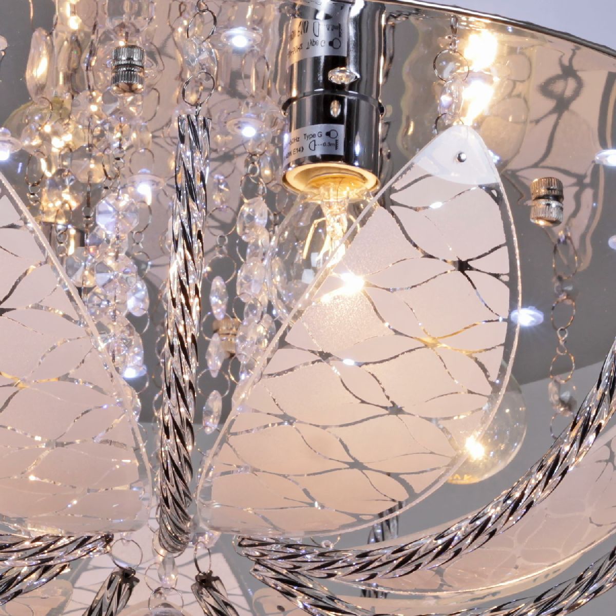 Потолочная люстра Reluce 55576-0.3-04