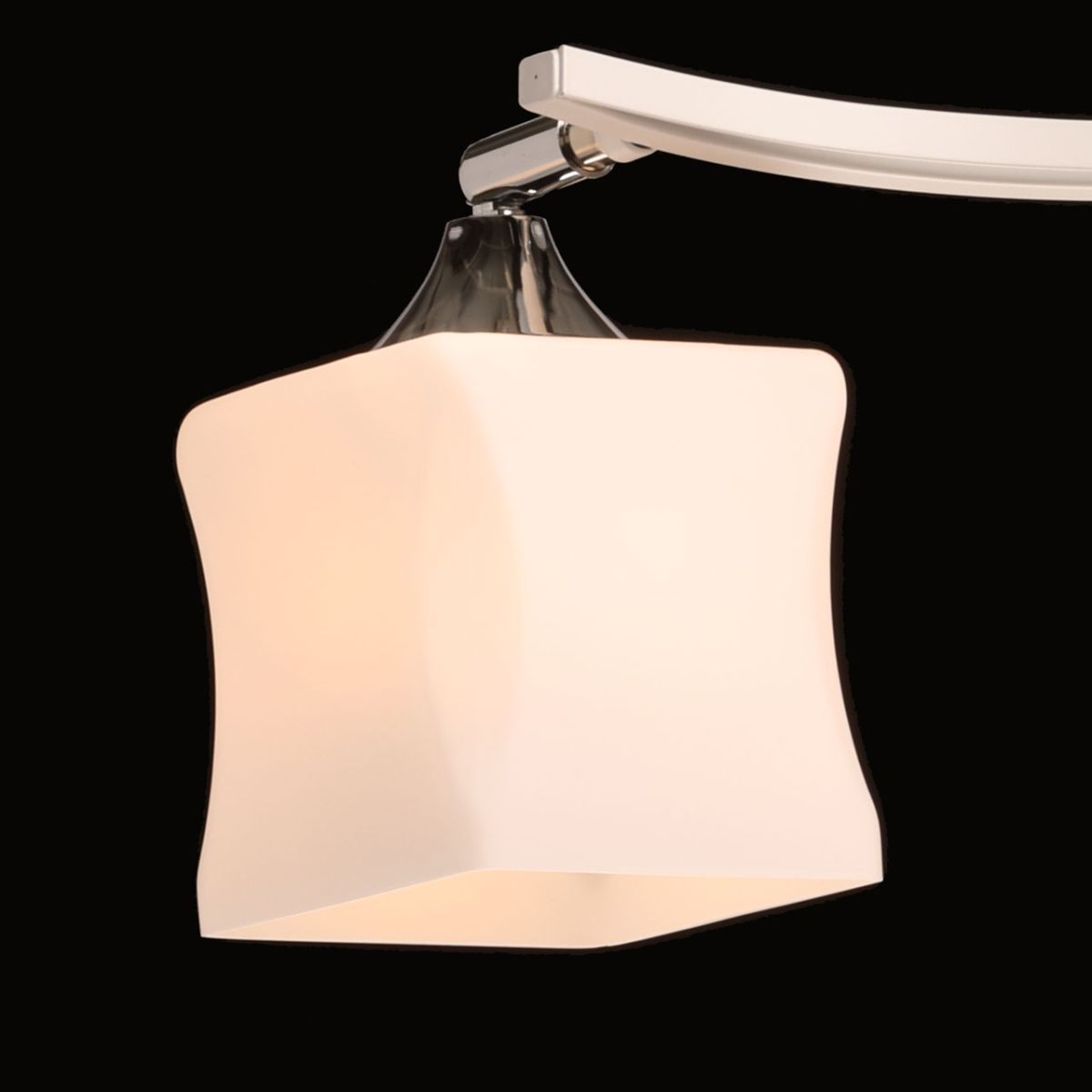 Потолочная люстра De Markt Тетро 673018303