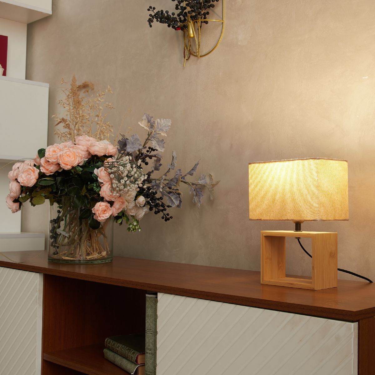 Настольная лампа Uniel UML-B401 E27 LIGHT GREY/WOOD UL-00010956