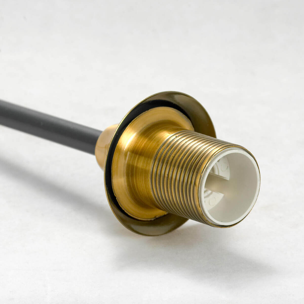 Люстра на штанге Lussole Lgo Ouachita GRLSP-8275