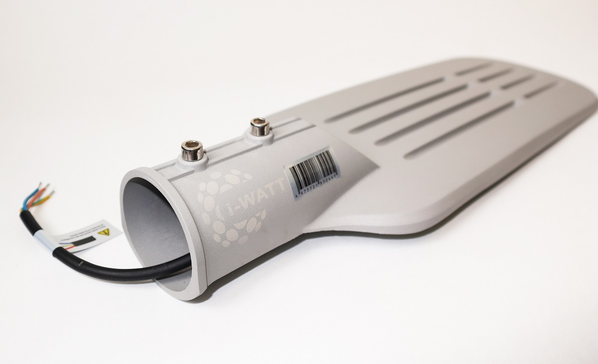 Уличный консольный светильник i-Watt i-15103