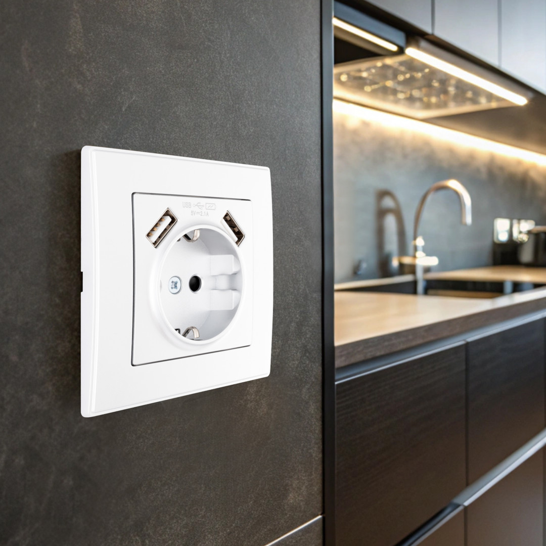 Комплект розетки с/з и шторками + USB и рамкой Arte Milano SET06-1-47-1 white