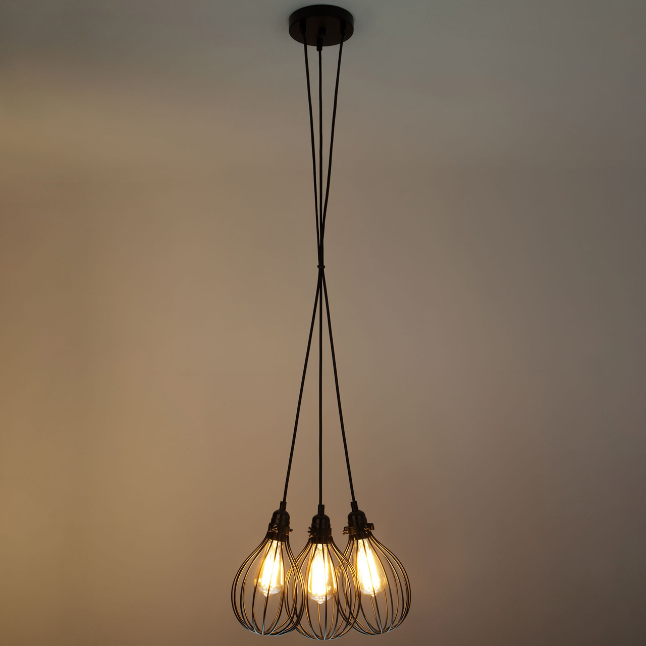 Подвесная люстра Eurosvet Moll 50059/3 черный