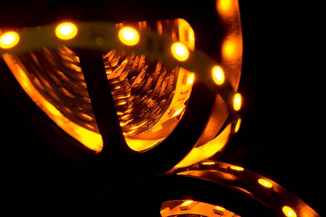 Светодиодная лента SWG SWG560-12-14.4-Y 000047