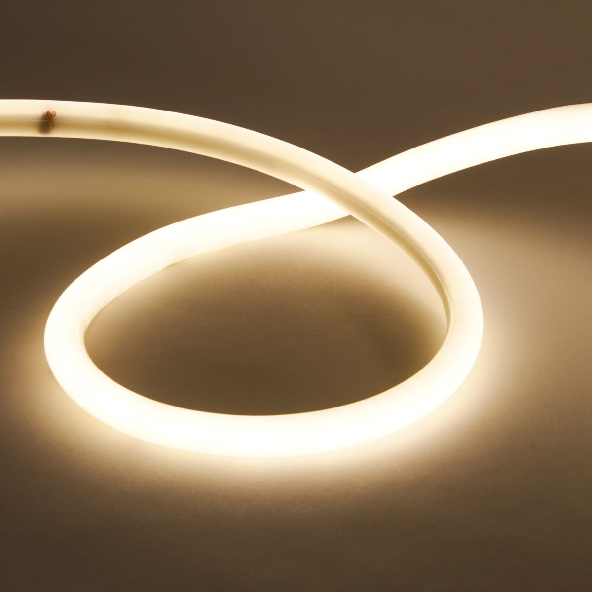 Комплект гибкого неона Uniel ULS-N40-2835-120LED/m-16mm-IP68-DC24V-10W/m-5M-4000K NEON SET01 UL-00012844