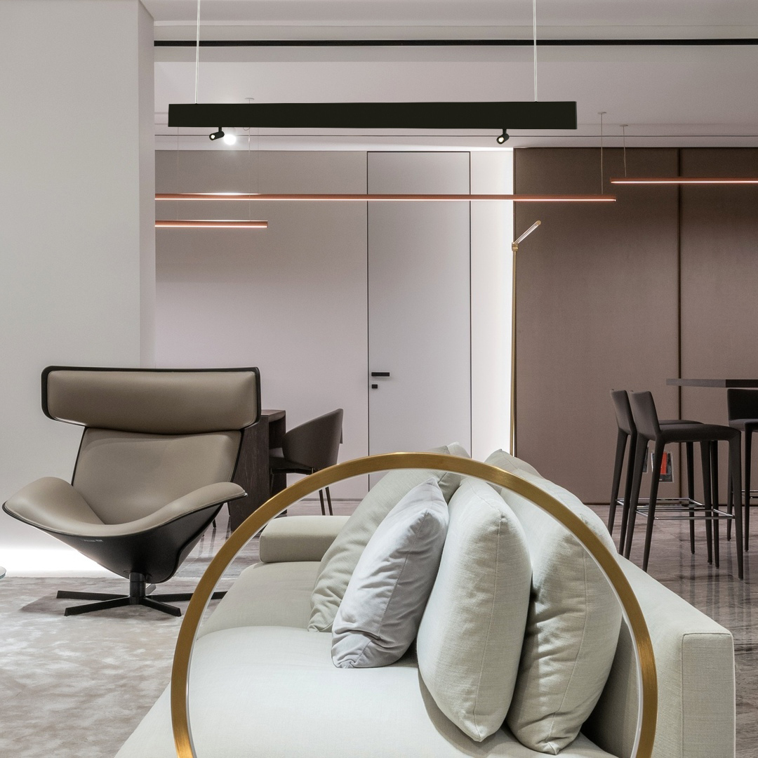 Подвесной светильник Maytoni Puntero P068PL-L27B4K