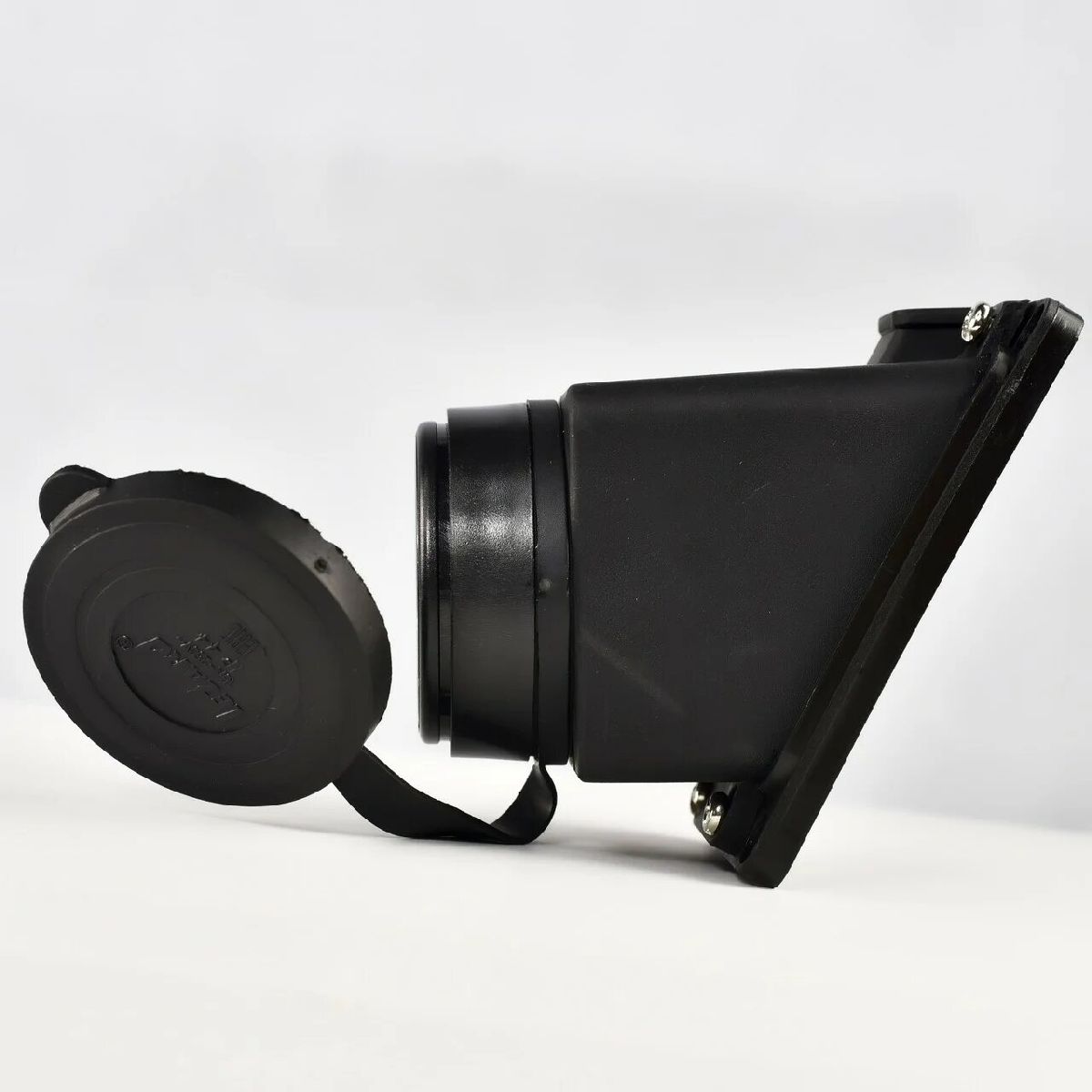 Розетка наружная с заглушкой Lezard Каучук 106-0400-0104/104