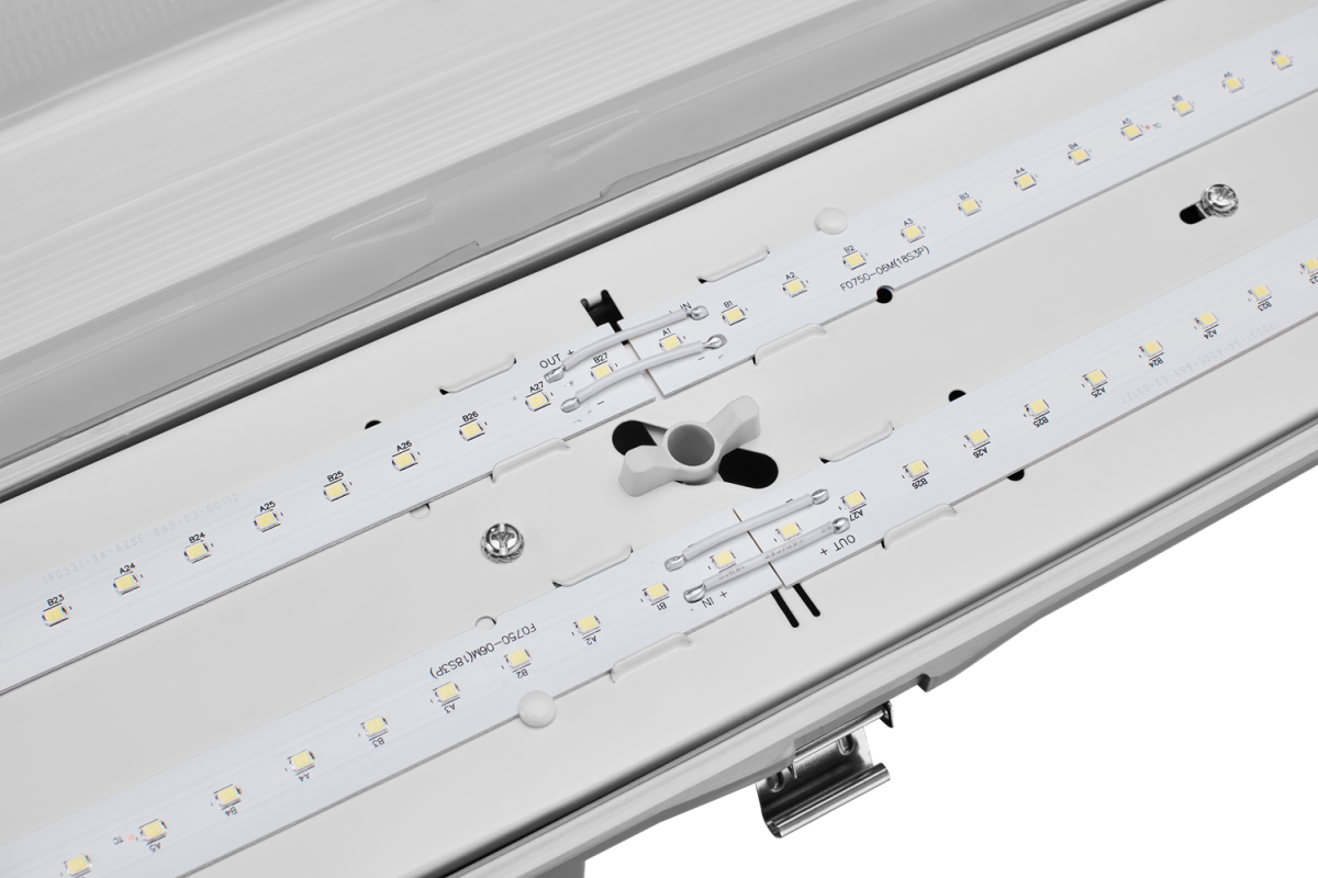 Линейный светильник OPPLE LED Waterproof-E3 L1200-46W-4000-FR-GP 531000025000