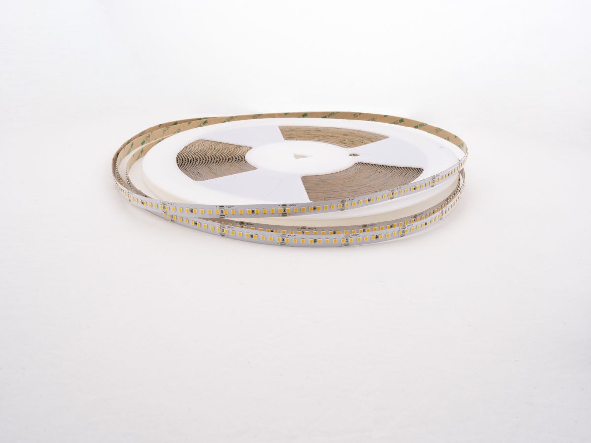 Светодиодная лента LEDS POWER 2835 176/м (16Вт/м) 24В теплая 30м/кат, серия ПРО140 005898