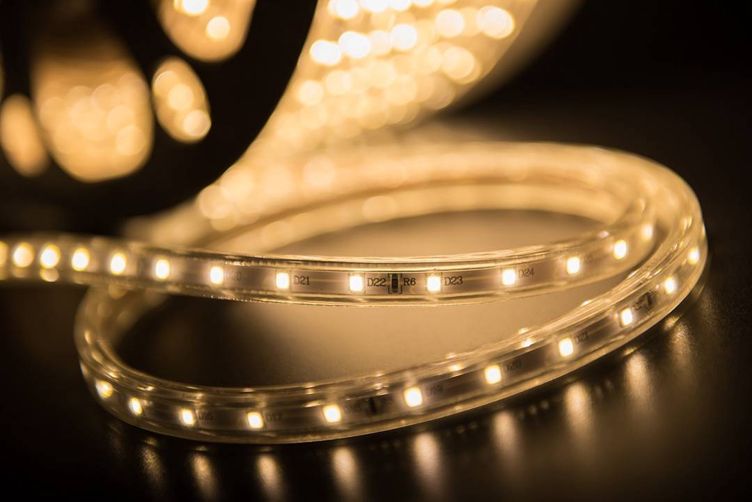 Светодиодная лента SWG LT360-WW-100 001104