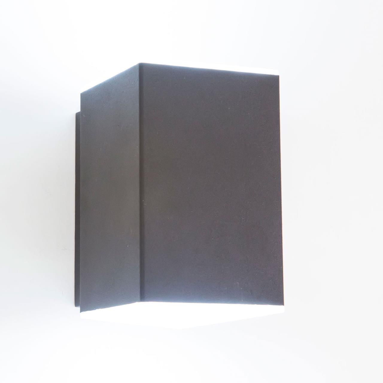 Уличный настенный светодиодный светильник Citilux CLU0002