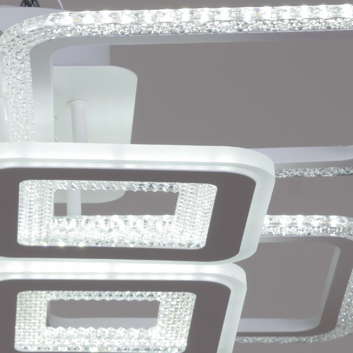 Потолочная люстра Reluce 20532-0.3-4+4C WT