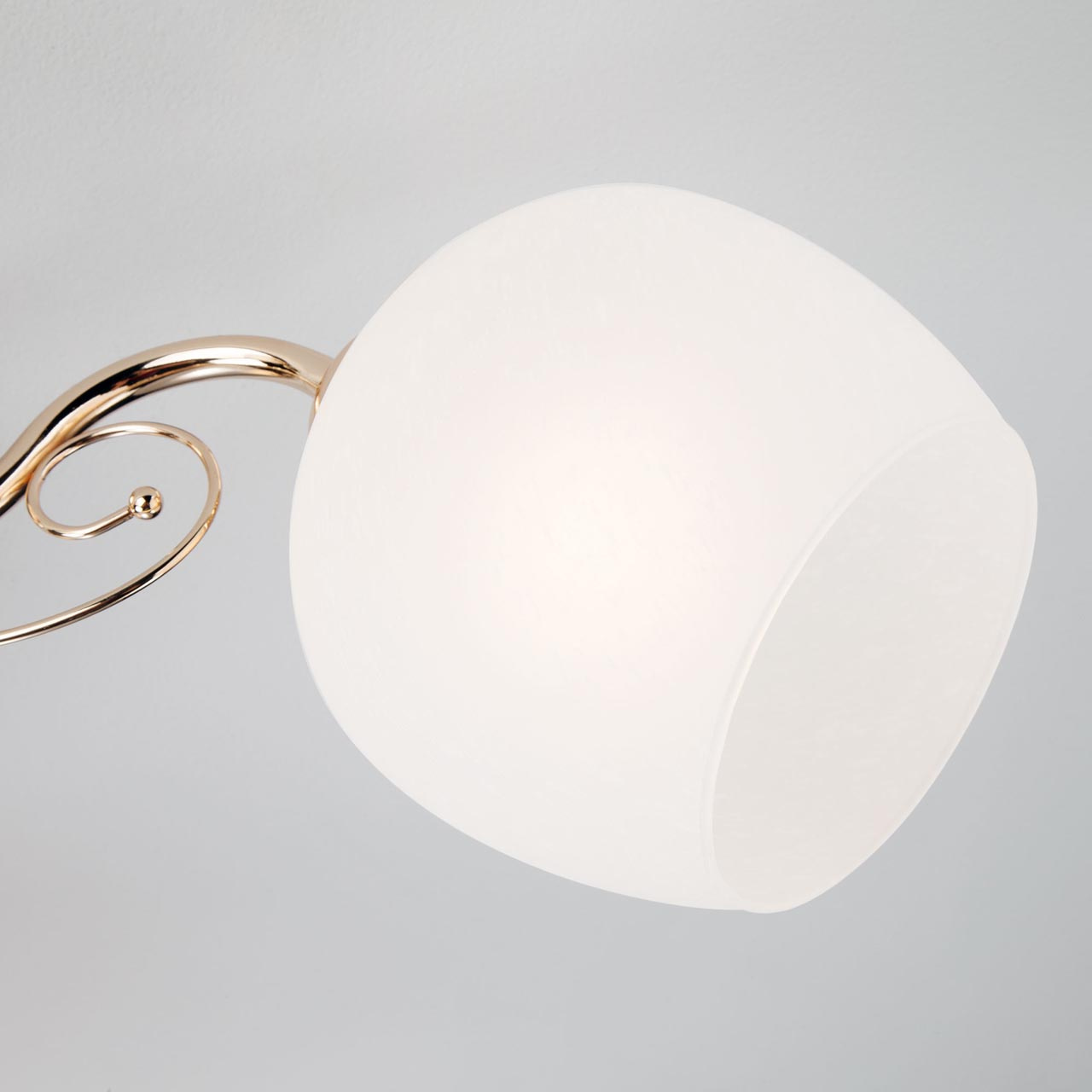 Потолочная люстра Eurosvet Wendy 30138/3 золото