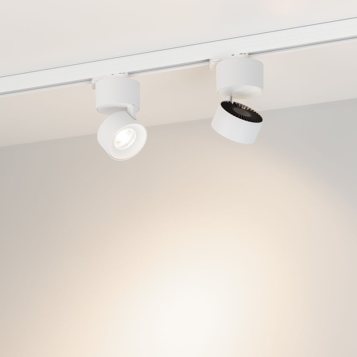 Трековый трехфазный светильник Arlight SP-PLURIO-TRACK-4TR-R77-9W Day4000 (WH-WH, 36 deg, 230V) (IP20 Металл) 038098