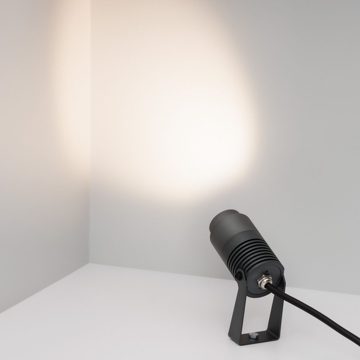 Прожектор Arlight ALT-RAY-ZOOM-R52-8W Day4000 (DG, 10-40 deg, 230V) 032560(1)