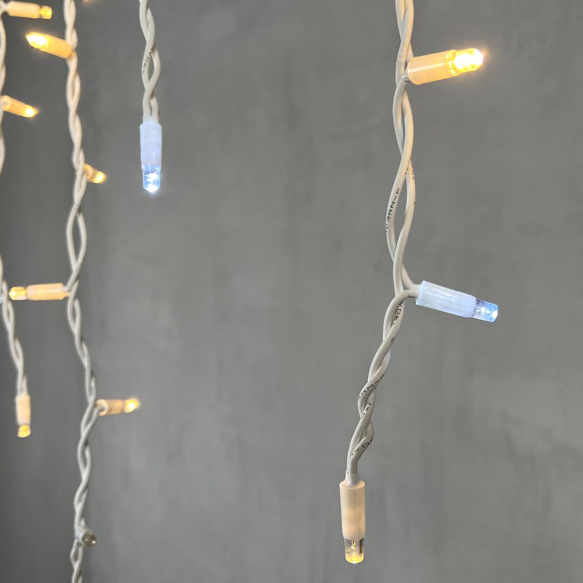 Гирлянда Бахрома Laitcom (LTC) LL120BLW-8-2WW