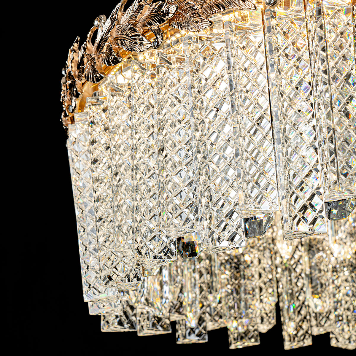 Подвесная люстра Modelux ML.8250.600 GD