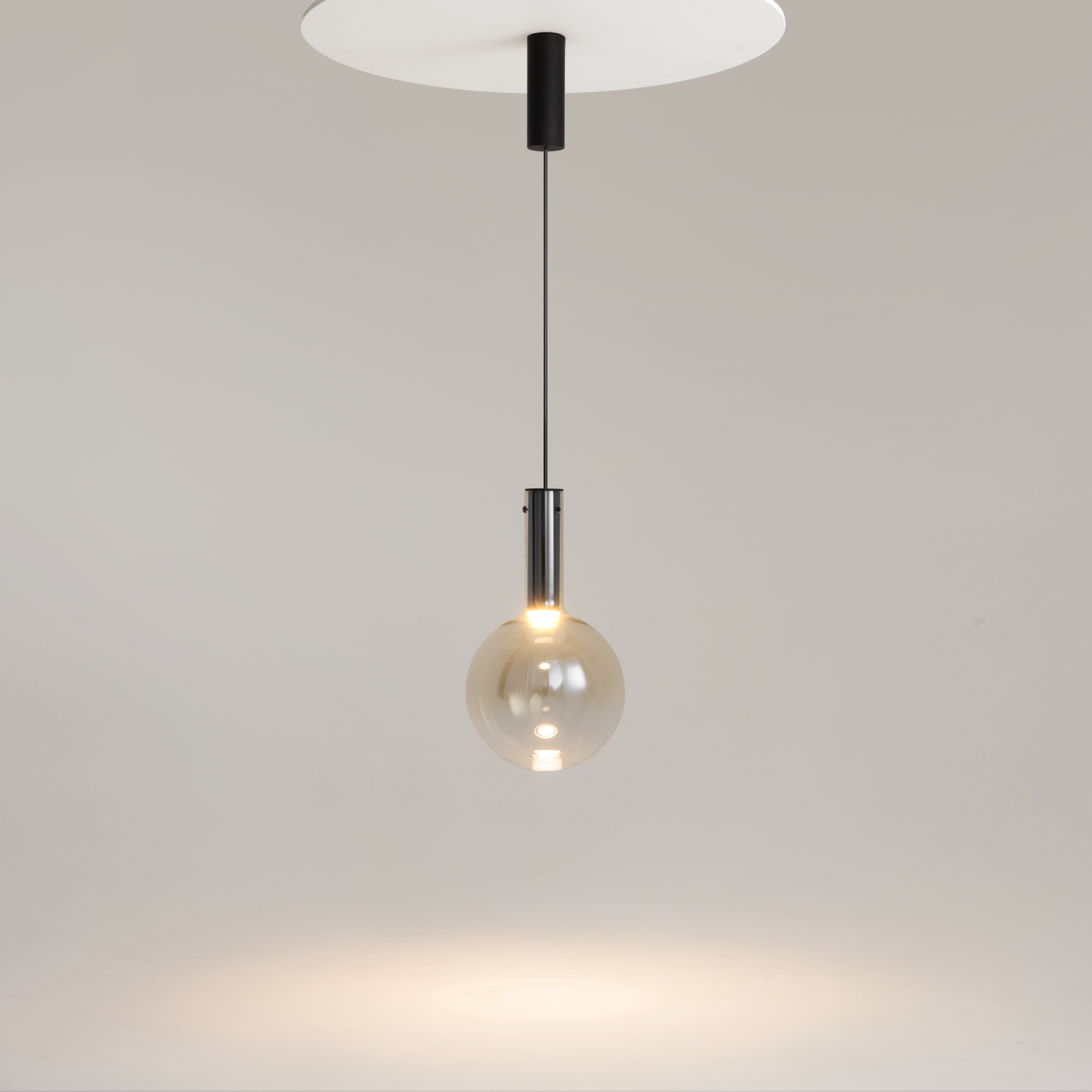 Подвесной светильник Maytoni Nebula MOD182PL-L6CG3K в Москве