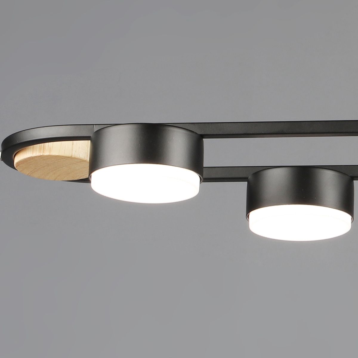 Подвесная люстра Reluce 02760-0.3-06 BK+WOOD GX53