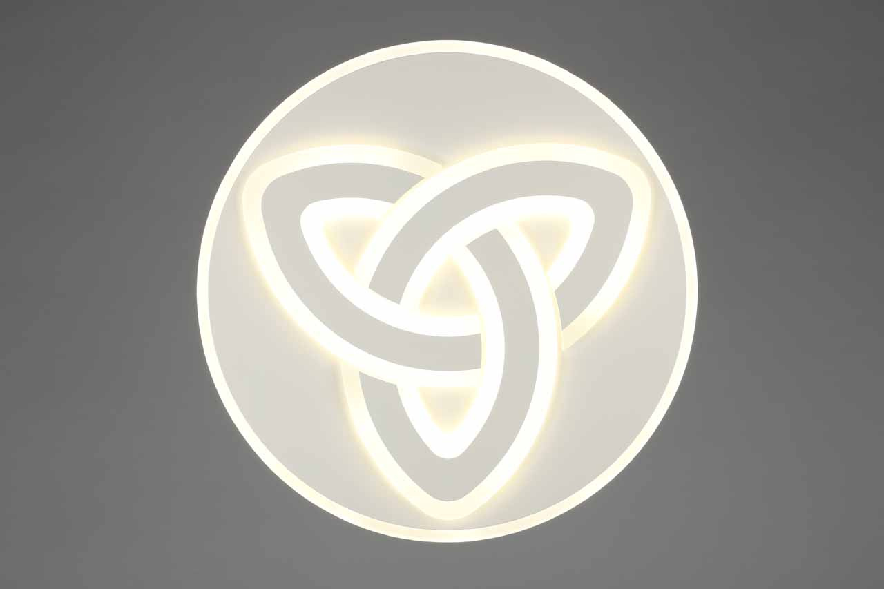 Потолочная светодиодная люстра Omnilux Loreto OML-09117-146