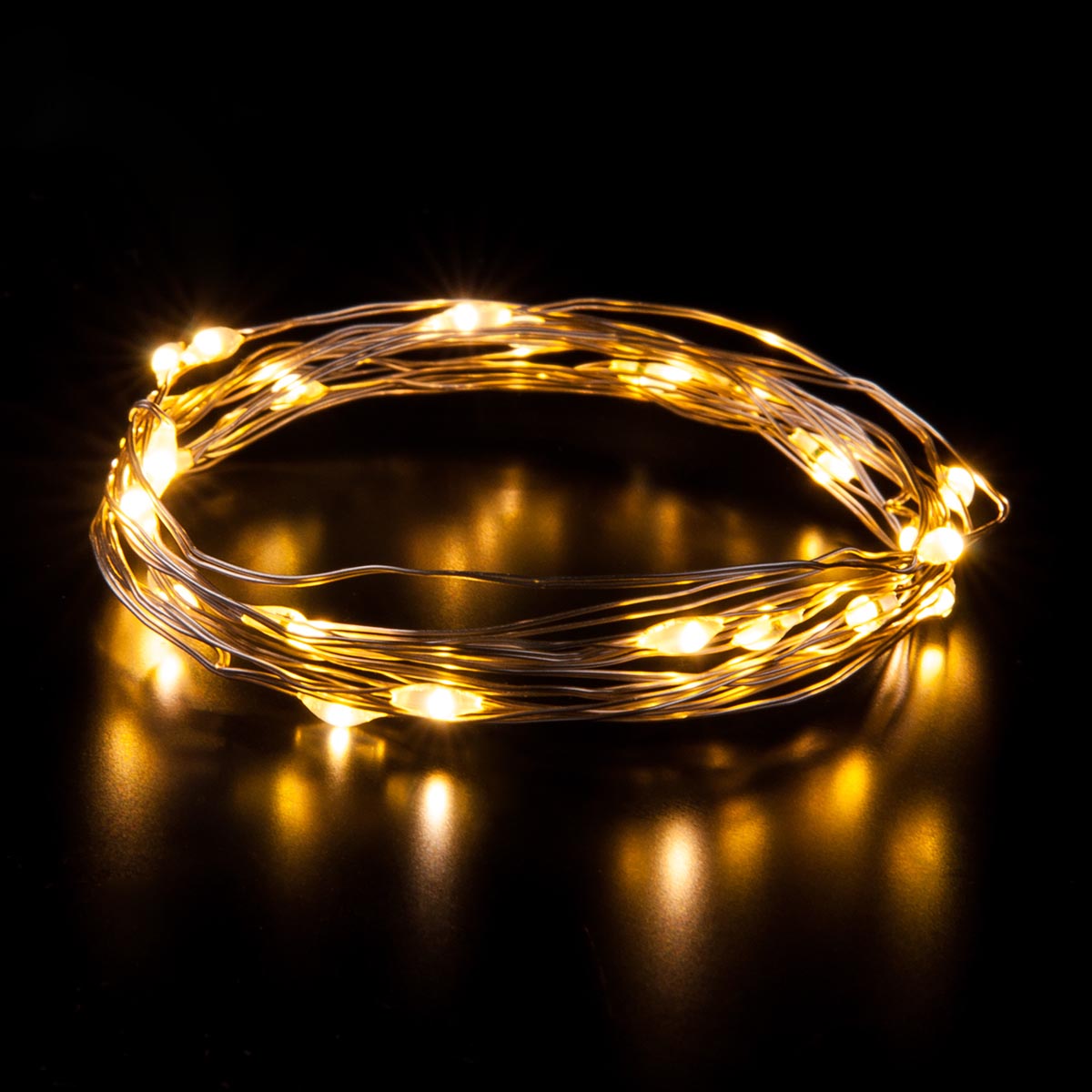 Гирлянда нить Eurosvet 400-006 теплый белый 3м IP20