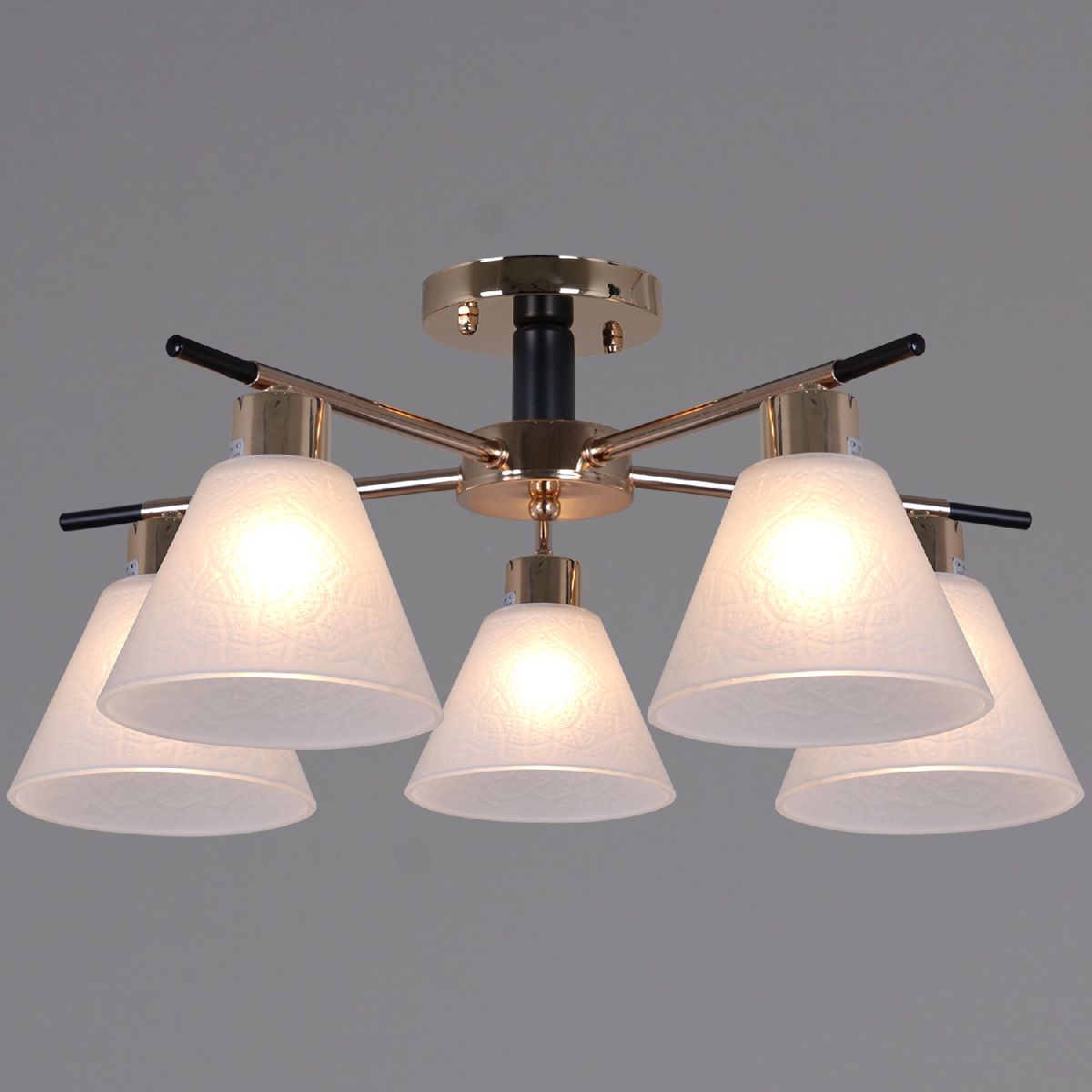 Потолочная люстра Reluce 09112-3.3-05 FG+BK