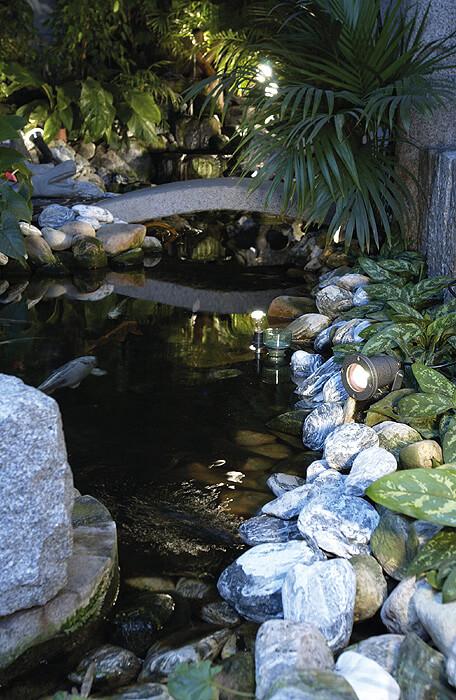 Прожектор NAUTILUS GX53 стальной 229730