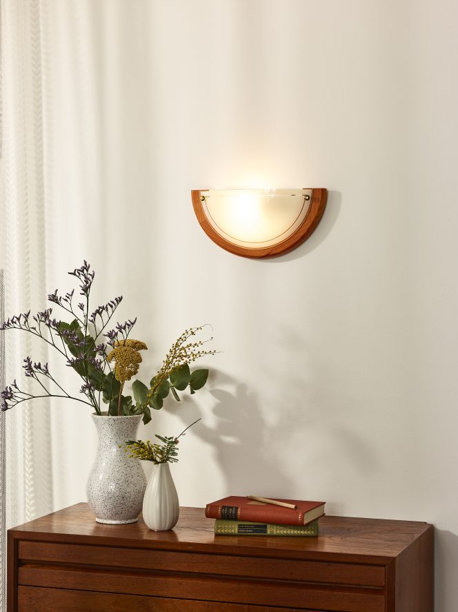 Настенный светильник Lucide Basic 07204/01/70