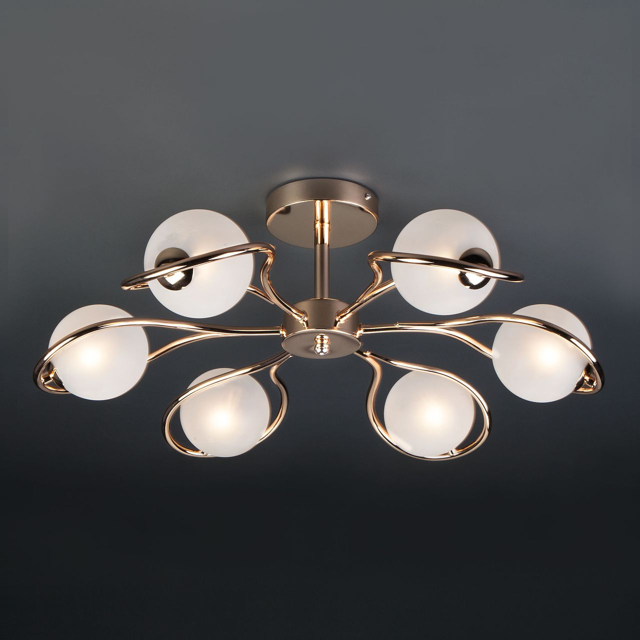 Потолочная люстра Eurosvet Camomile 70089/6 золото