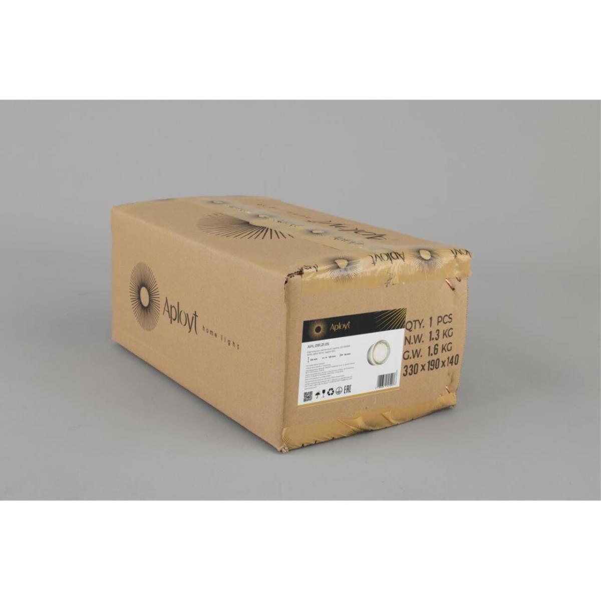 Настенный светильник Aployt Regina APL.091.21.05