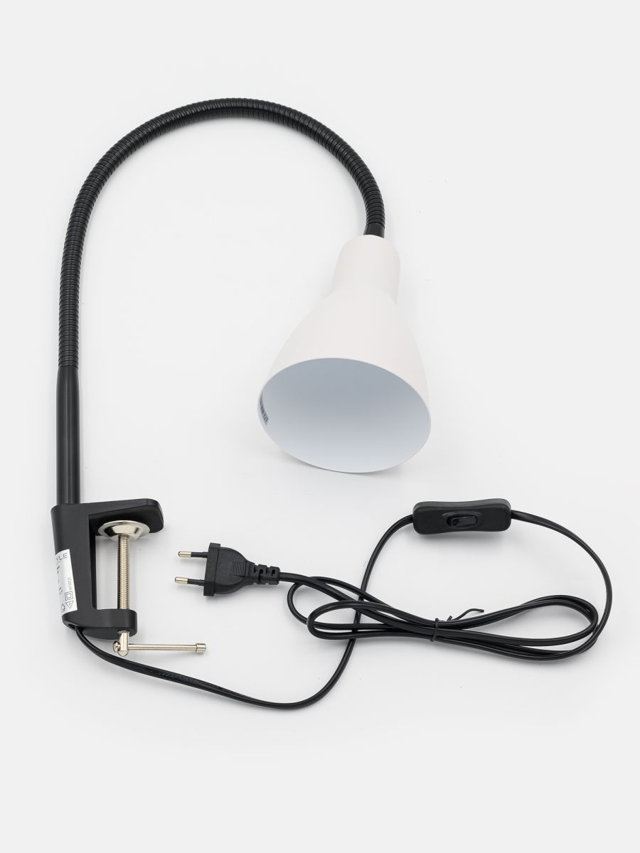 Настольная лампа ARTSTYLE HT-701W