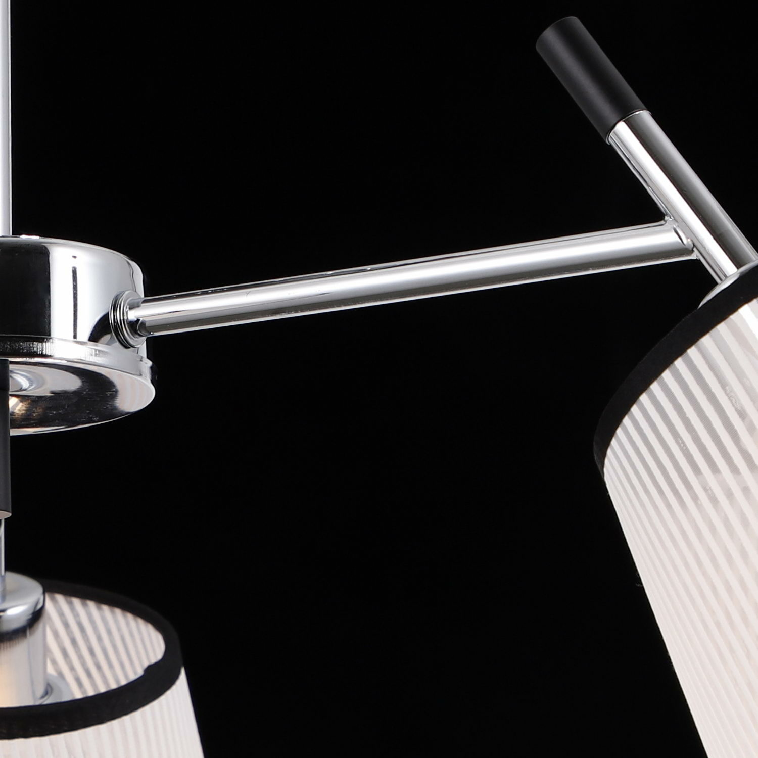 Люстра на штанге Illumico IL0363-3CSQ-79 CR