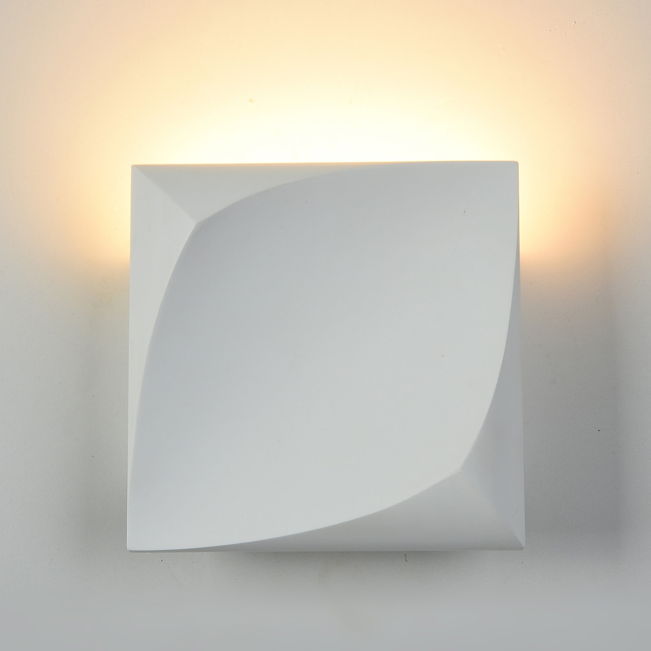 Настенный светодиодный светильник Maytoni Pero C198-WL-01-3W-W