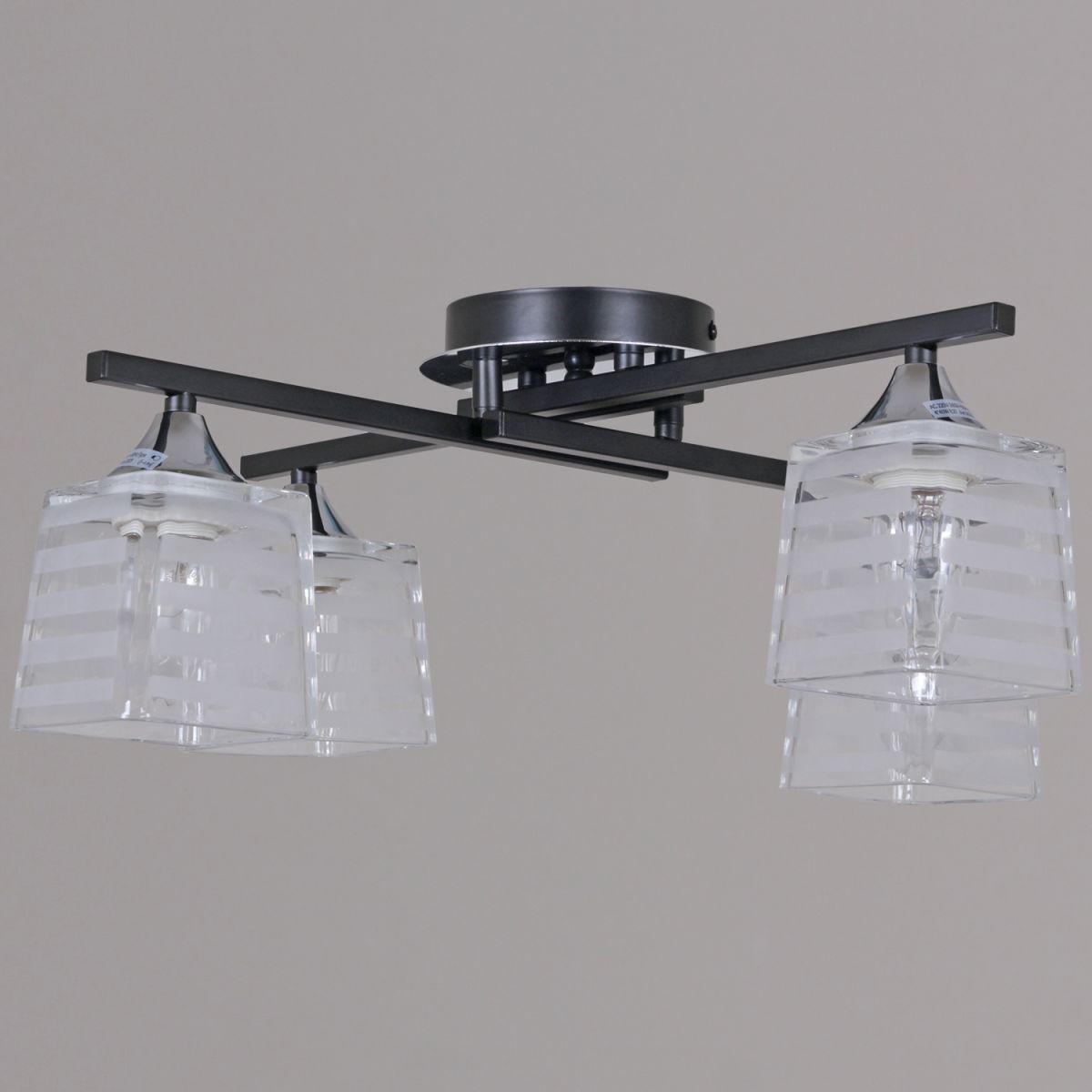 Потолочная люстра Reluce 89260-0.3-04 BK+CR