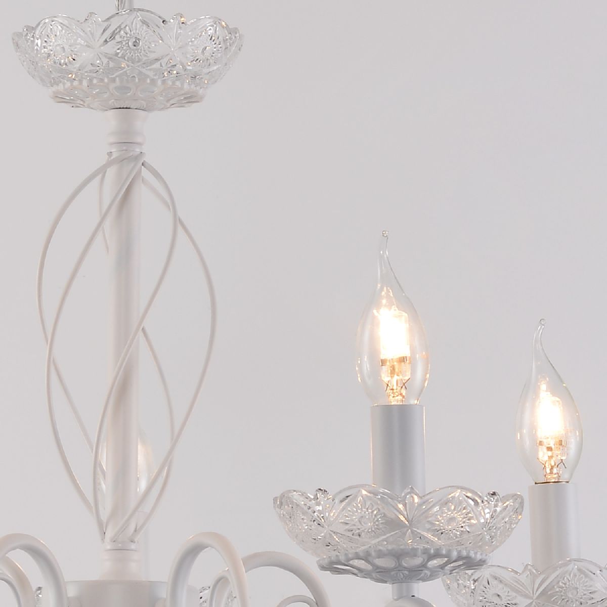 Подвесная люстра Reluce 04207-0.4-05 WH