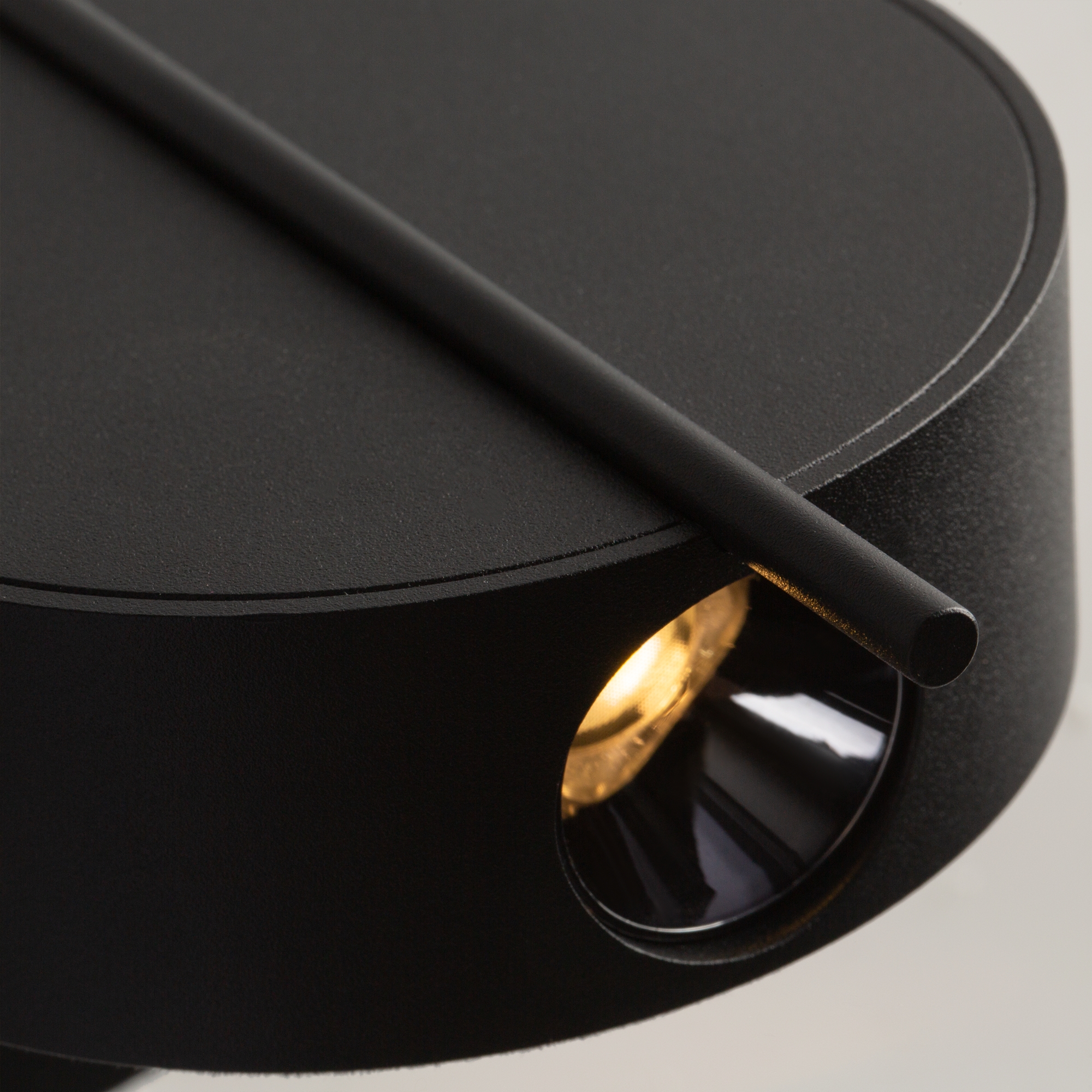 Настенный светильник Maytoni Nuance MOD180WL-L4B3K в Москве