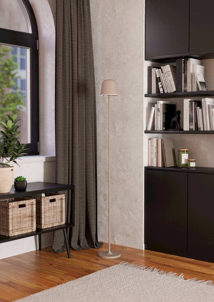 Уличный аккумуляторный торшер Eglo Mannera-L 901752