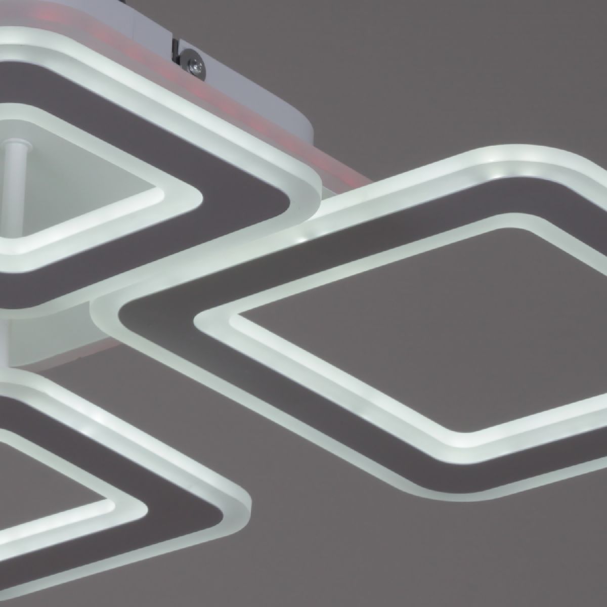 Потолочная люстра Reluce 20536-0.3-2+2+1 WT