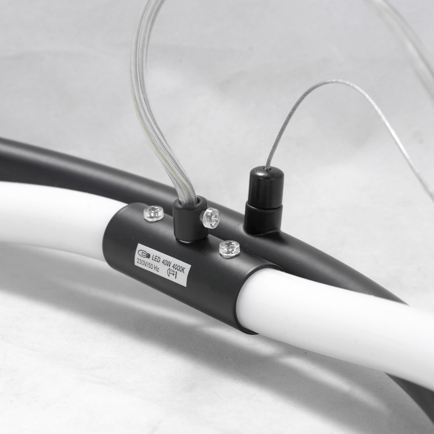 Подвесная люстра Lussole Loft River LSP-8391