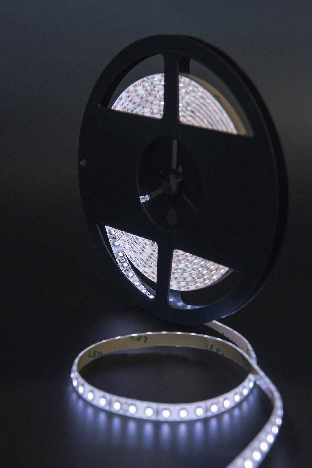 Светодиодная лента SWG SWG3120-24-9.6-NW-65 002126