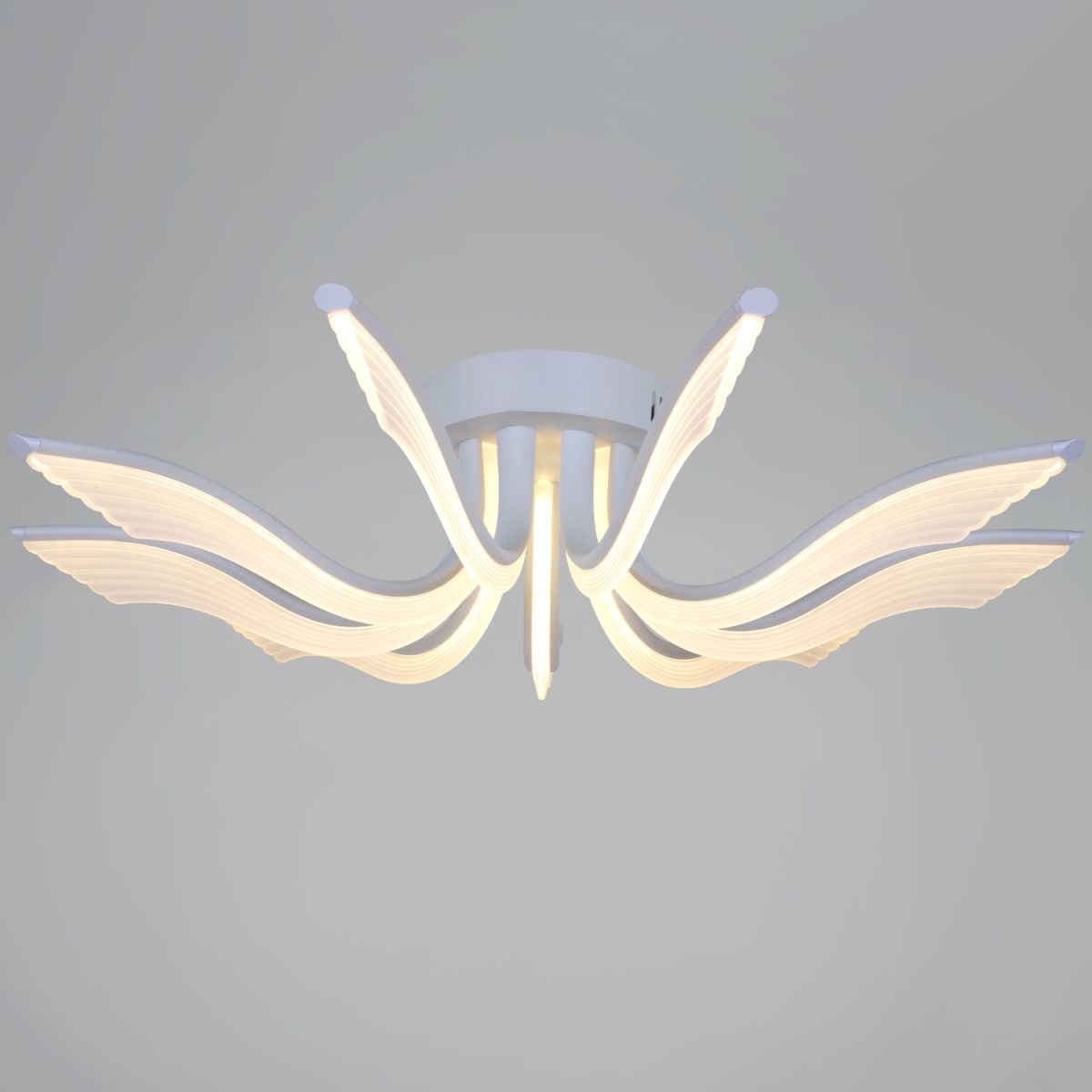 Потолочная люстра Reluce 35390-0.3-09S white