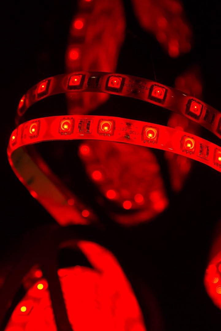 Светодиодная лента SWG SWG560-12-14.4-R-65 000059