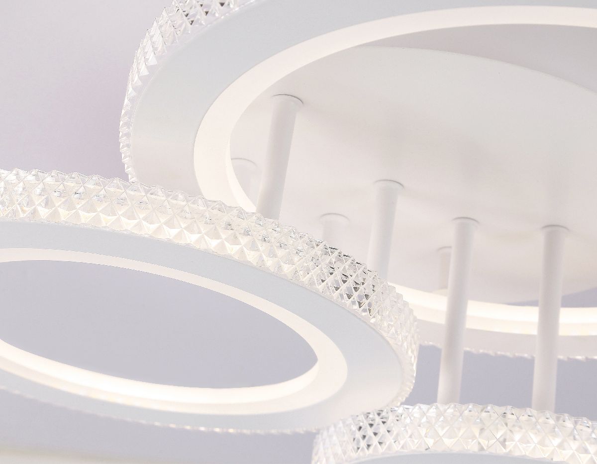 Потолочная люстра Ambrella Light Acrylica Original FA8867