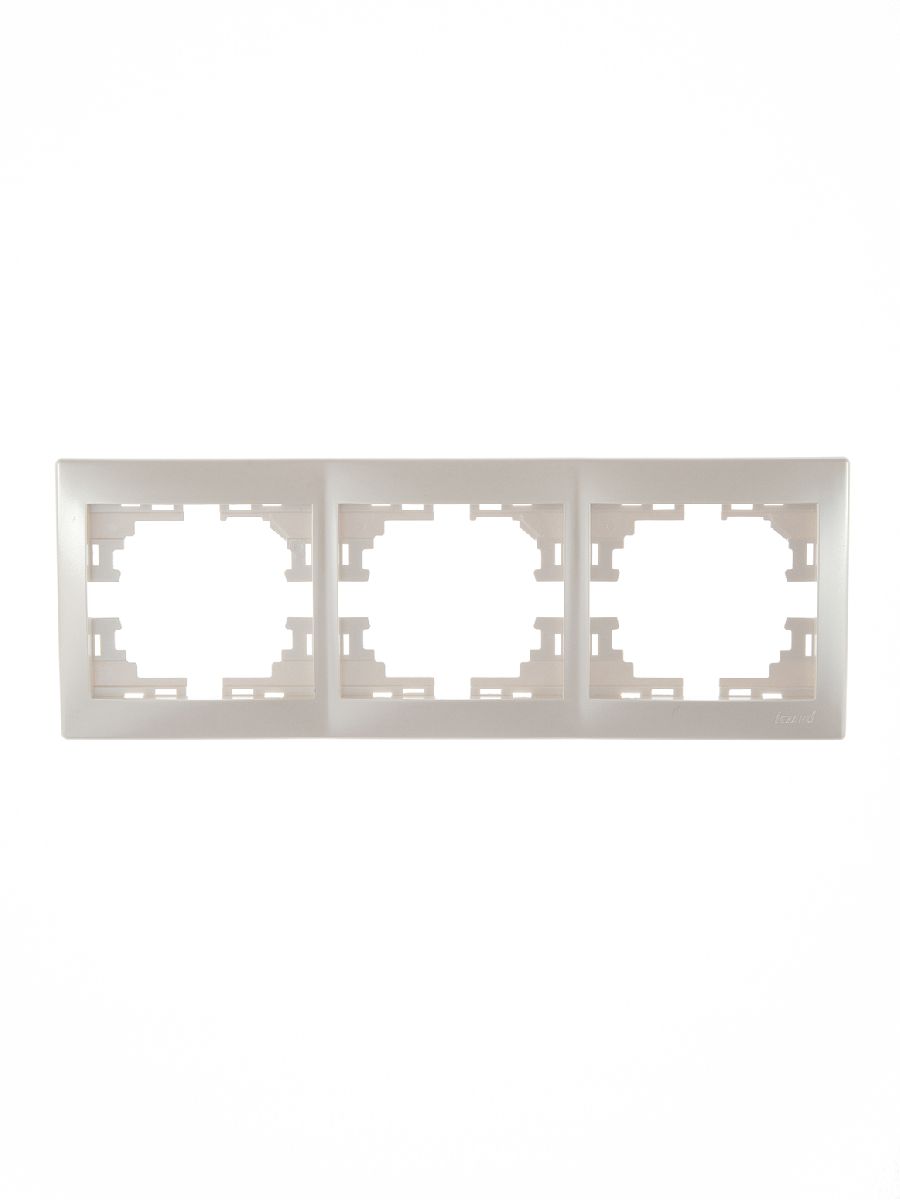 Рамка 3-местная горизонтальная Lezard Mira 701-3000-148