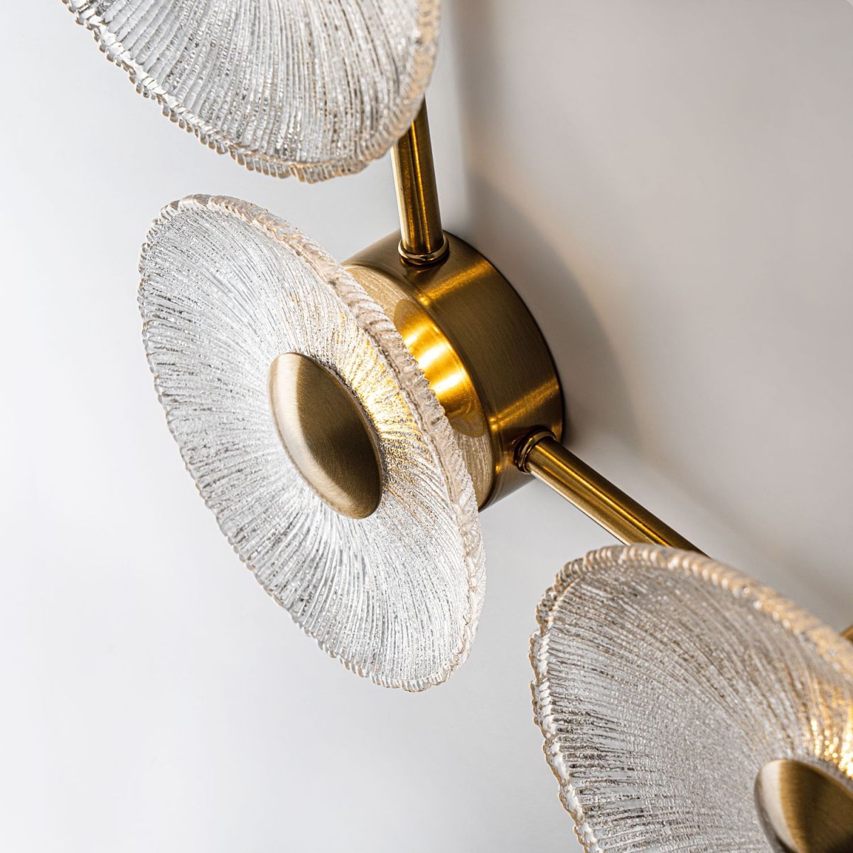 Настенный светильник Modestyle MS.1503.04